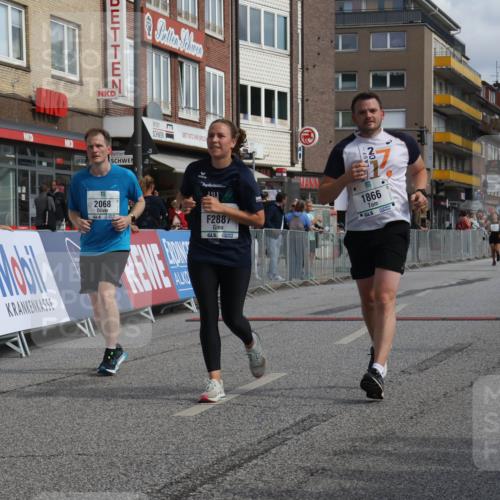 15.09.2024 - PSD Bank Halbmarathon Michael Strokosch http://msf.ph/oto/7084719 15.09.2024 12:31:27 Ziel 1866, 2068, 2887, 3309 meine-sportfotos.de