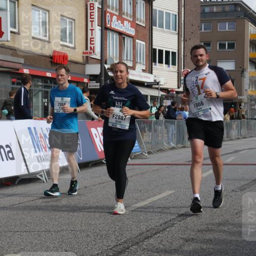 15.09.2024 - PSD Bank Halbmarathon Michael Strokosch http://msf.ph/oto/7084727 15.09.2024 12:31:28 Ziel 1866, 2068, 2887, 3309 meine-sportfotos.de