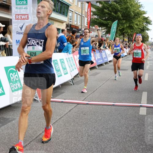 15.09.2024 - PSD Bank Halbmarathon Strokosch-Dieckow http://msf.ph/oto/7084737 15.09.2024 11:19:39 Ziel 401, 628, 630, 822, 859, 870, 887, 1070 meine-sportfotos.de