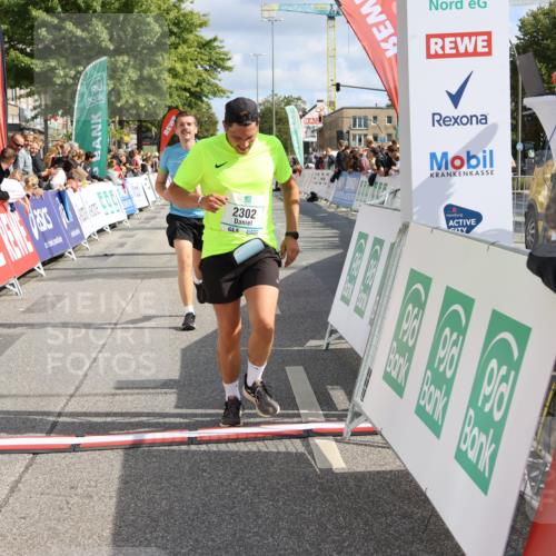15.09.2024 - PSD Bank Halbmarathon Strokosch-Dieckow http://msf.ph/oto/7084738 15.09.2024 12:36:31 Ziel 2302, 2380 meine-sportfotos.de