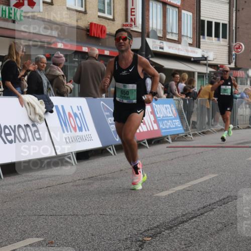 15.09.2024 - PSD Bank Halbmarathon Michael Strokosch http://msf.ph/oto/7084739 15.09.2024 11:23:12 Ziel 650, 674, 679, 683, 1022 meine-sportfotos.de