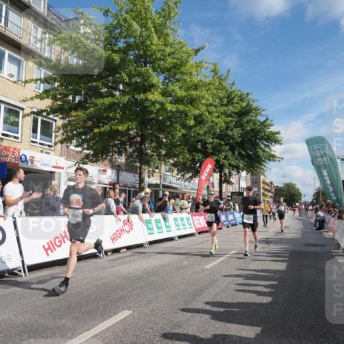 15.09.2024 - PSD Bank Halbmarathon Miley Keyser http://msf.ph/oto/7084740 15.09.2024 11:48:08 Ziel 1200, 1305, 1356, 1513, 1527, 1562, 1688, 1744, 2051, 2509, 2555, 2563, 2745, 3556 meine-sportfotos.de