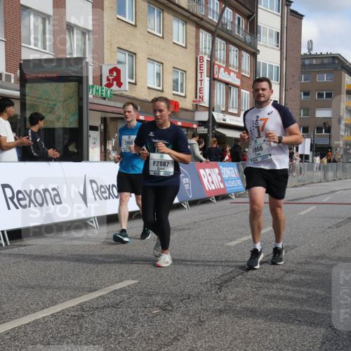 15.09.2024 - PSD Bank Halbmarathon Michael Strokosch http://msf.ph/oto/7084747 15.09.2024 12:31:29 Ziel 1866, 2068, 2887, 3309 meine-sportfotos.de
