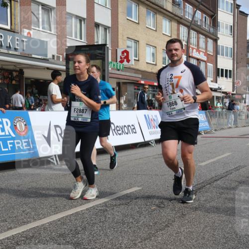 15.09.2024 - PSD Bank Halbmarathon Michael Strokosch http://msf.ph/oto/7084758 15.09.2024 12:31:29 Ziel 1866, 2068, 2887, 3309 meine-sportfotos.de