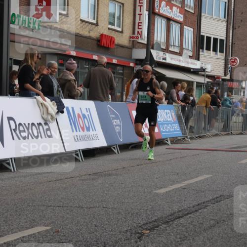 15.09.2024 - PSD Bank Halbmarathon Michael Strokosch http://msf.ph/oto/7084760 15.09.2024 11:23:14 Ziel 650, 663, 674, 679, 683, 1022 meine-sportfotos.de