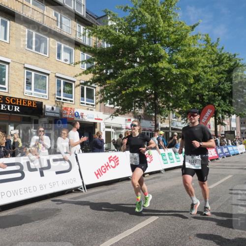 15.09.2024 - PSD Bank Halbmarathon Miley Keyser http://msf.ph/oto/7084764 15.09.2024 11:48:09 Ziel 833, 1200, 1305, 1356, 1513, 1527, 1562, 1688, 1744, 2051, 2509, 2555, 2563, 2745, 3556 meine-sportfotos.de