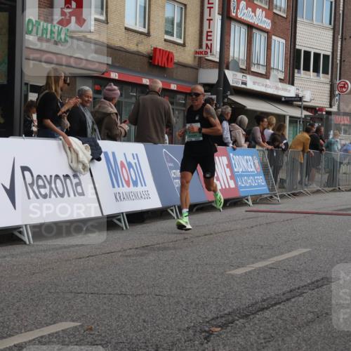 15.09.2024 - PSD Bank Halbmarathon Michael Strokosch http://msf.ph/oto/7084765 15.09.2024 11:23:14 Ziel 650, 663, 674, 679, 683, 1022 meine-sportfotos.de