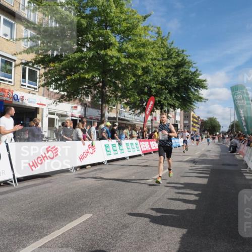 15.09.2024 - PSD Bank Halbmarathon Miley Keyser http://msf.ph/oto/7084771 15.09.2024 11:48:11 Ziel 833, 1200, 1264, 1305, 1356, 1513, 1520, 1527, 1562, 1688, 1744, 2051, 2484, 2509, 2555, 2563, 2745, 3556 meine-sportfotos.de
