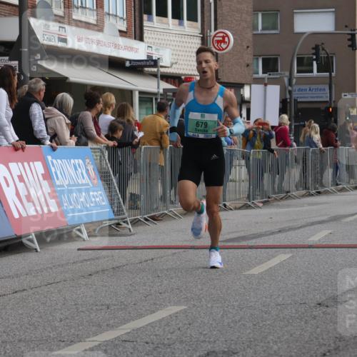 15.09.2024 - PSD Bank Halbmarathon Michael Strokosch http://msf.ph/oto/7084804 15.09.2024 11:23:18 Ziel 650, 663, 674, 679, 683, 881, 1022 meine-sportfotos.de