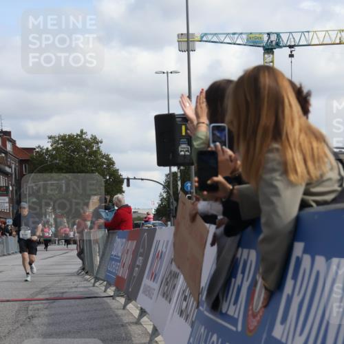 15.09.2024 - PSD Bank Halbmarathon Michael Strokosch http://msf.ph/oto/7084809 15.09.2024 12:31:40 Ziel 2192, 2352, 2358, 2423, 3014, 3203, 3207, 3356, 3541 meine-sportfotos.de