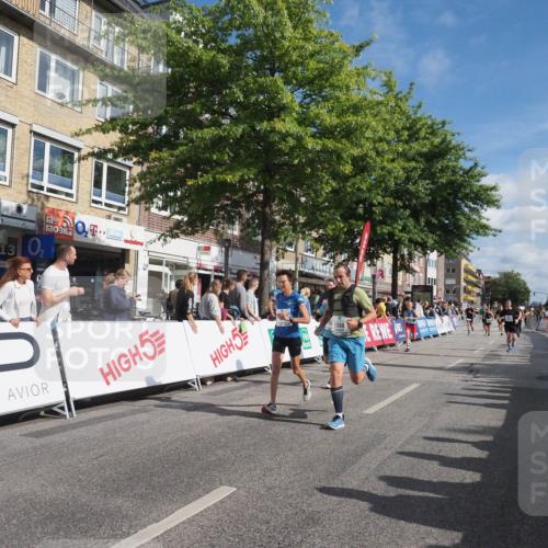 15.09.2024 - PSD Bank Halbmarathon Miley Keyser http://msf.ph/oto/7084819 15.09.2024 11:48:19 Ziel 833, 1264, 1321, 1356, 1419, 1513, 1519, 1520, 1532, 1562, 1744, 2484, 2555, 2563, 2944, 3556 meine-sportfotos.de