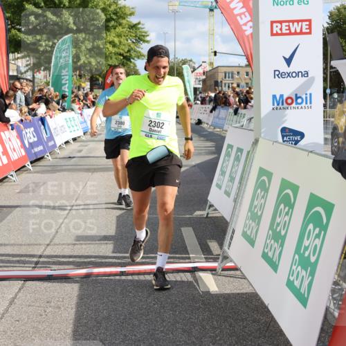 15.09.2024 - PSD Bank Halbmarathon Strokosch-Dieckow http://msf.ph/oto/7084823 15.09.2024 12:36:32 Ziel 2302, 2380 meine-sportfotos.de