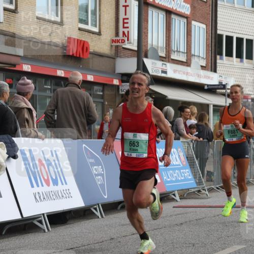 15.09.2024 - PSD Bank Halbmarathon Michael Strokosch http://msf.ph/oto/7084835 15.09.2024 11:23:22 Ziel 650, 663, 674, 679, 683, 879, 881, 1028 meine-sportfotos.de