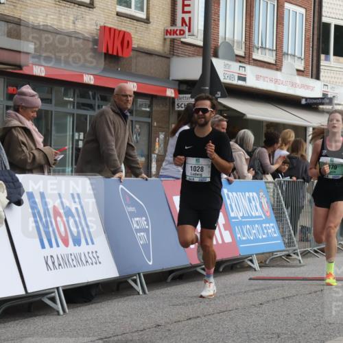15.09.2024 - PSD Bank Halbmarathon Michael Strokosch http://msf.ph/oto/7084874 15.09.2024 11:23:26 Ziel 638, 663, 679, 683, 687, 879, 881, 1028 meine-sportfotos.de