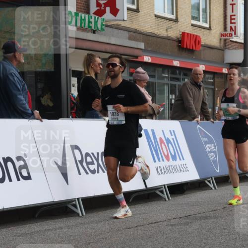 15.09.2024 - PSD Bank Halbmarathon Michael Strokosch http://msf.ph/oto/7084892 15.09.2024 11:23:27 Ziel 638, 663, 679, 683, 687, 879, 881, 1028 meine-sportfotos.de