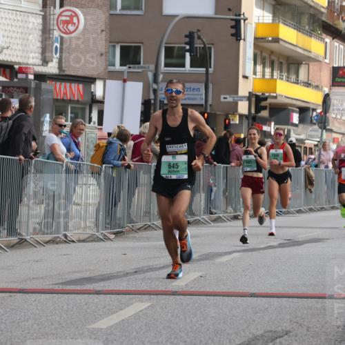 15.09.2024 - PSD Bank Halbmarathon Michael Strokosch http://msf.ph/oto/7084997 15.09.2024 11:23:38 Ziel 638, 645, 687, 865, 879, 894, 941, 1028, 1072 meine-sportfotos.de