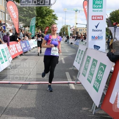 15.09.2024 - PSD Bank Halbmarathon Strokosch-Dieckow http://msf.ph/oto/7085018 15.09.2024 12:36:54 Ziel 1978, 3404, 3411 meine-sportfotos.de