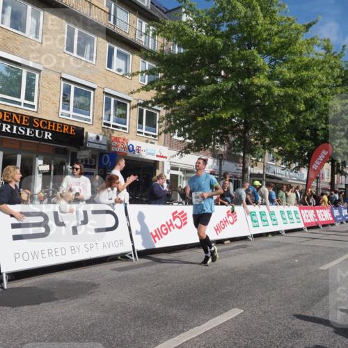 15.09.2024 - PSD Bank Halbmarathon Miley Keyser http://msf.ph/oto/7085026 15.09.2024 11:48:56 Ziel 958, 1689, 1764, 1819, 1977, 2209, 2700 meine-sportfotos.de