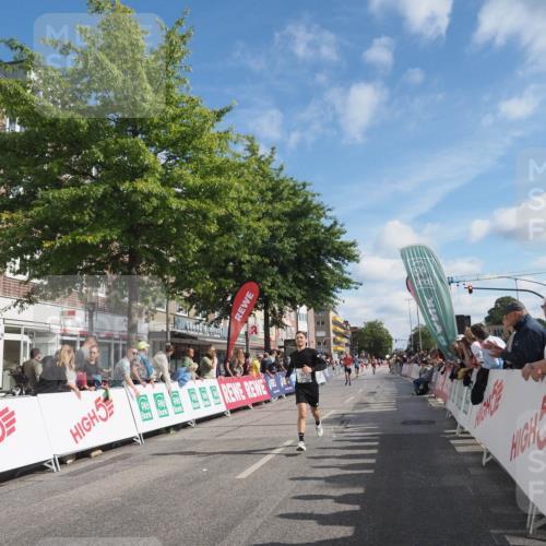 15.09.2024 - PSD Bank Halbmarathon Miley Keyser http://msf.ph/oto/7085087 15.09.2024 11:49:04 Ziel 958, 1333, 1355, 1567, 1689, 1819, 1977, 2209, 2700 meine-sportfotos.de