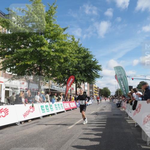 15.09.2024 - PSD Bank Halbmarathon Miley Keyser http://msf.ph/oto/7085092 15.09.2024 11:49:04 Ziel 958, 1333, 1355, 1567, 1689, 1819, 1977, 2209, 2700 meine-sportfotos.de