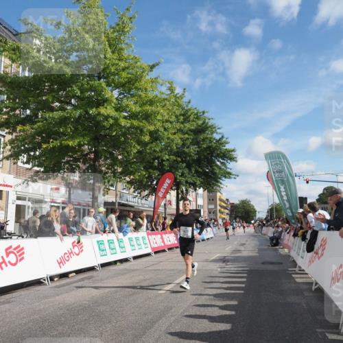 15.09.2024 - PSD Bank Halbmarathon Miley Keyser http://msf.ph/oto/7085094 15.09.2024 11:49:04 Ziel 958, 1333, 1355, 1567, 1689, 1819, 1977, 2209, 2700 meine-sportfotos.de