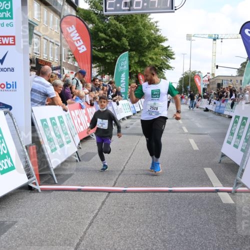 15.09.2024 - PSD Bank Halbmarathon Strokosch-Dieckow http://msf.ph/oto/7085108 15.09.2024 12:27:38 Ziel 2528, 2812, 3288 meine-sportfotos.de