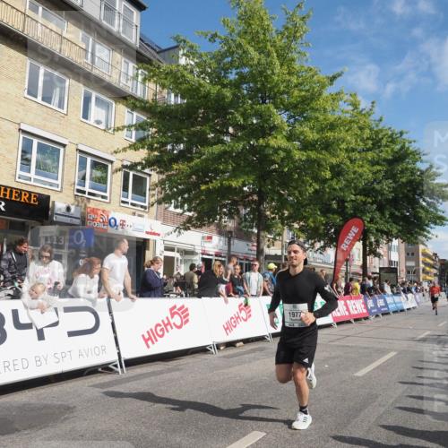 15.09.2024 - PSD Bank Halbmarathon Miley Keyser http://msf.ph/oto/7085112 15.09.2024 11:49:05 Ziel 958, 1333, 1355, 1567, 1689, 1819, 1977, 2209, 2700 meine-sportfotos.de