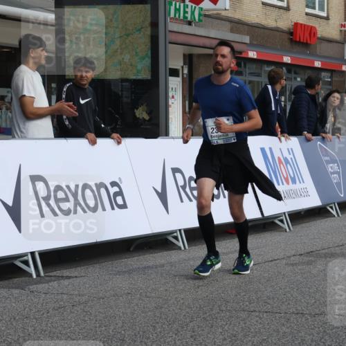 15.09.2024 - PSD Bank Halbmarathon Michael Strokosch http://msf.ph/oto/7085132 15.09.2024 12:32:11 Ziel 2375, 2684, 3104 meine-sportfotos.de