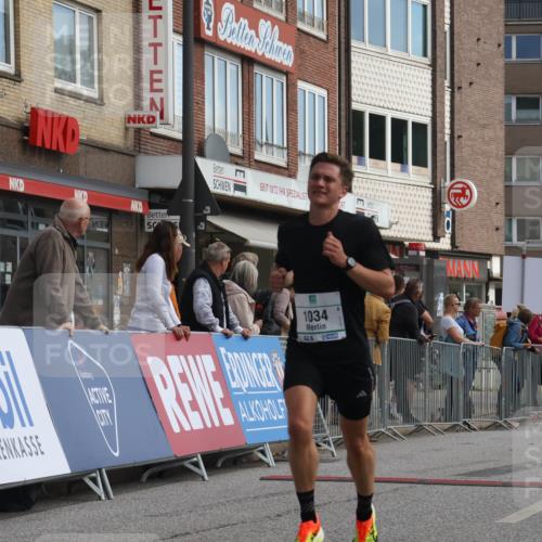 15.09.2024 - PSD Bank Halbmarathon Michael Strokosch http://msf.ph/oto/7085148 15.09.2024 11:23:47 Ziel 645, 672, 675, 865, 894, 941, 1034, 1072 meine-sportfotos.de