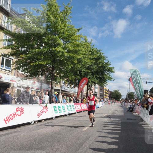 15.09.2024 - PSD Bank Halbmarathon Miley Keyser http://msf.ph/oto/7085149 15.09.2024 11:49:13 Ziel 785, 1333, 1355, 1567, 1977, 2219, 3182 meine-sportfotos.de