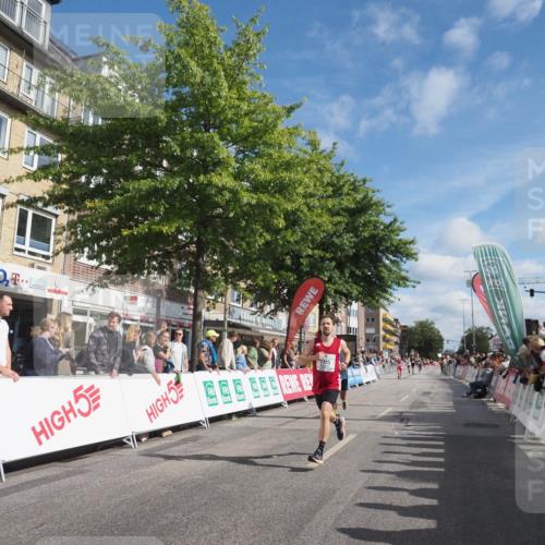 15.09.2024 - PSD Bank Halbmarathon Miley Keyser http://msf.ph/oto/7085151 15.09.2024 11:49:13 Ziel 785, 1333, 1355, 1567, 1977, 2219, 3182 meine-sportfotos.de