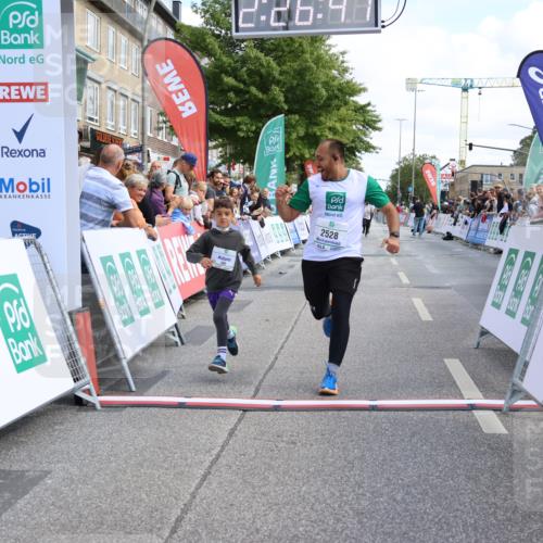 15.09.2024 - PSD Bank Halbmarathon Strokosch-Dieckow http://msf.ph/oto/7085158 15.09.2024 12:27:38 Ziel 2528, 2812, 3288 meine-sportfotos.de