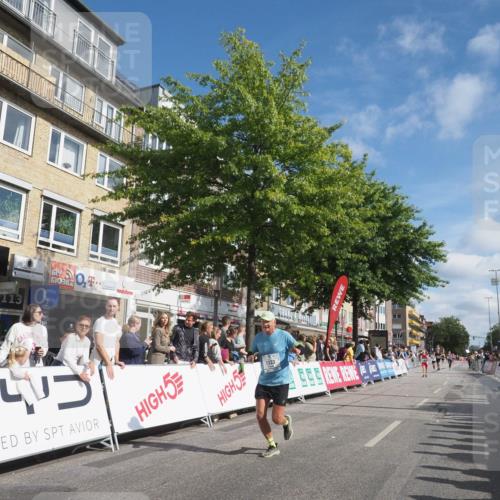 15.09.2024 - PSD Bank Halbmarathon Miley Keyser http://msf.ph/oto/7085176 15.09.2024 11:49:15 Ziel 785, 1333, 1355, 1567, 2219, 3182 meine-sportfotos.de