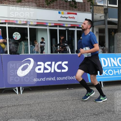 15.09.2024 - PSD Bank Halbmarathon Michael Strokosch http://msf.ph/oto/7085177 15.09.2024 12:32:13 Ziel 2375, 2684, 3104 meine-sportfotos.de