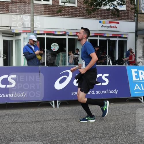 15.09.2024 - PSD Bank Halbmarathon Michael Strokosch http://msf.ph/oto/7085180 15.09.2024 12:32:14 Ziel 2375, 2684 meine-sportfotos.de