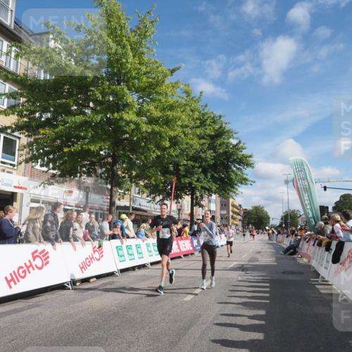 15.09.2024 - PSD Bank Halbmarathon Miley Keyser http://msf.ph/oto/7085225 15.09.2024 11:49:25 Ziel 785, 1333, 1500, 1620, 2219, 2701, 2838, 3182 meine-sportfotos.de