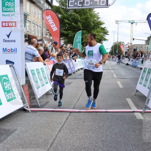 15.09.2024 - PSD Bank Halbmarathon Strokosch-Dieckow http://msf.ph/oto/7085237 15.09.2024 12:27:39 Ziel 2528, 2812, 3288 meine-sportfotos.de