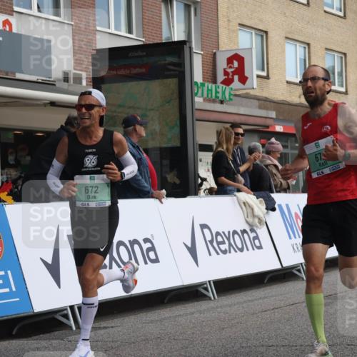 15.09.2024 - PSD Bank Halbmarathon Michael Strokosch http://msf.ph/oto/7085239 15.09.2024 11:23:54 Ziel 672, 675, 865, 894, 941, 1034, 1072, 1098 meine-sportfotos.de