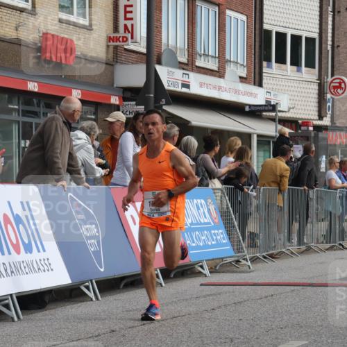 15.09.2024 - PSD Bank Halbmarathon Michael Strokosch http://msf.ph/oto/7085266 15.09.2024 11:23:58 Ziel 659, 672, 675, 891, 1034, 1098 meine-sportfotos.de