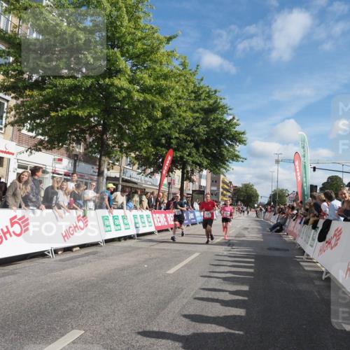 15.09.2024 - PSD Bank Halbmarathon Miley Keyser http://msf.ph/oto/7085273 15.09.2024 11:49:35 Ziel 1229, 1475, 1500, 1579, 1620, 2096, 2701, 2768, 2838 meine-sportfotos.de