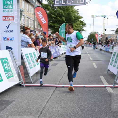 15.09.2024 - PSD Bank Halbmarathon Strokosch-Dieckow http://msf.ph/oto/7085284 15.09.2024 12:27:39 Ziel 2528, 2812, 3288 meine-sportfotos.de