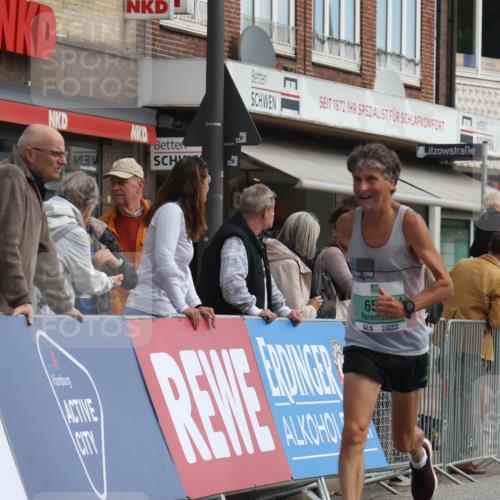 15.09.2024 - PSD Bank Halbmarathon Michael Strokosch http://msf.ph/oto/7085293 15.09.2024 11:24:02 Ziel 659, 672, 675, 891, 1098 meine-sportfotos.de