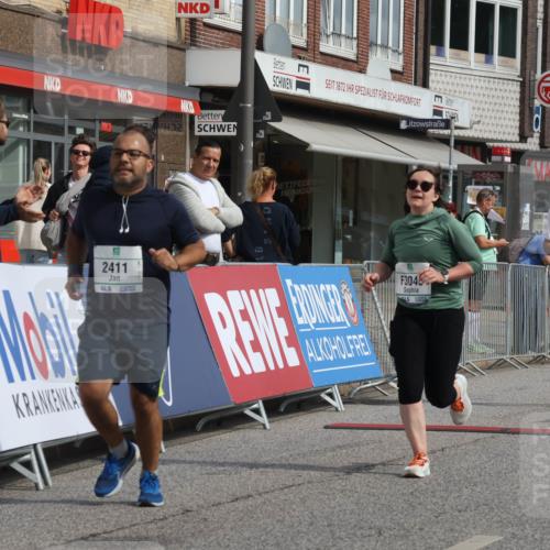 15.09.2024 - PSD Bank Halbmarathon Michael Strokosch http://msf.ph/oto/7085310 15.09.2024 12:32:37 Ziel 2411, 2414, 2425, 3045, 3358, 3368 meine-sportfotos.de