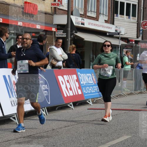 15.09.2024 - PSD Bank Halbmarathon Michael Strokosch http://msf.ph/oto/7085315 15.09.2024 12:32:37 Ziel 2411, 2414, 2425, 3045, 3358, 3368 meine-sportfotos.de