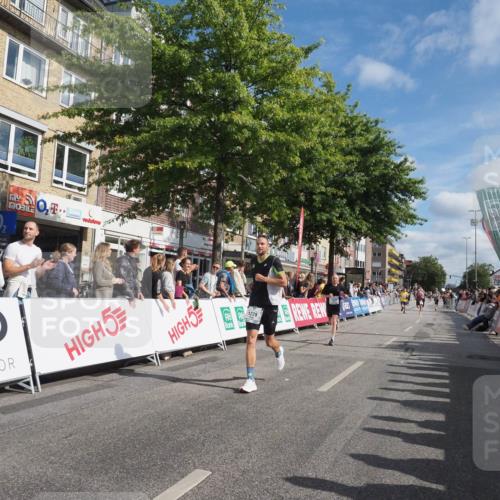 15.09.2024 - PSD Bank Halbmarathon Miley Keyser http://msf.ph/oto/7085318 15.09.2024 11:49:41 Ziel 1229, 1475, 1525, 1579, 1616, 1620, 1796, 2096, 2678, 2701, 2768, 2838, 2857 meine-sportfotos.de