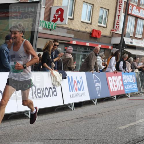 15.09.2024 - PSD Bank Halbmarathon Michael Strokosch http://msf.ph/oto/7085321 15.09.2024 11:24:04 Ziel 610, 659, 672, 675, 891, 1098 meine-sportfotos.de