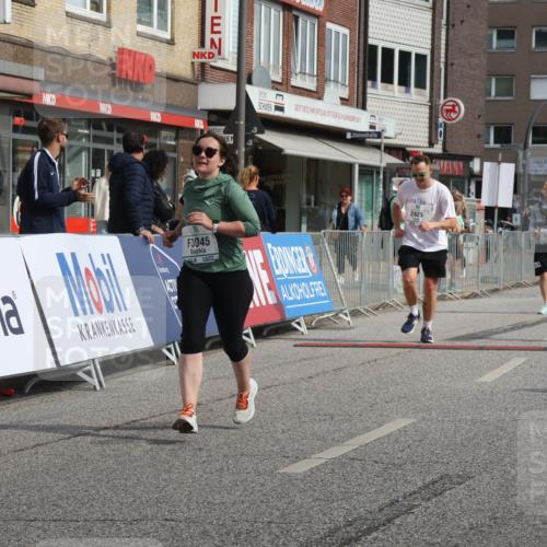 15.09.2024 - PSD Bank Halbmarathon Michael Strokosch http://msf.ph/oto/7085337 15.09.2024 12:32:38 Ziel 2411, 2414, 2425, 3045, 3358 meine-sportfotos.de