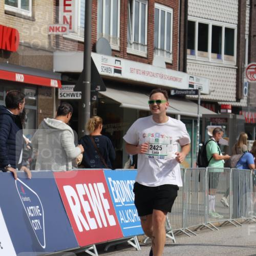 15.09.2024 - PSD Bank Halbmarathon Michael Strokosch http://msf.ph/oto/7085346 15.09.2024 12:32:40 Ziel 2411, 2414, 2425, 3045, 3358 meine-sportfotos.de