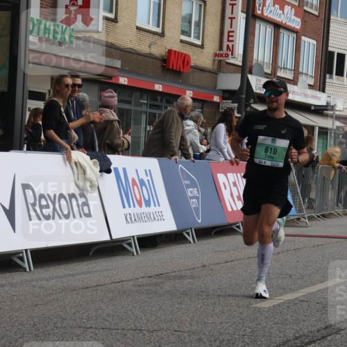 15.09.2024 - PSD Bank Halbmarathon Michael Strokosch http://msf.ph/oto/7085385 15.09.2024 11:24:11 Ziel 610, 659, 677, 891, 1098 meine-sportfotos.de
