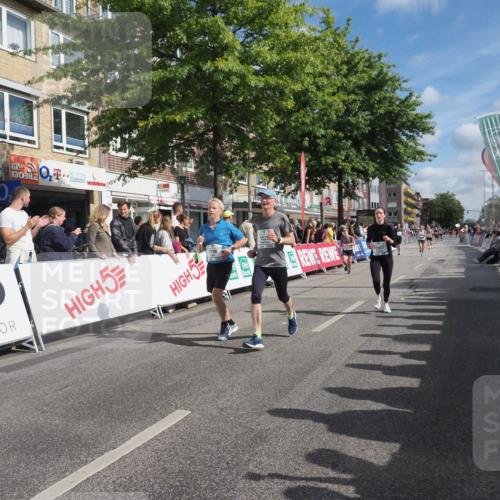 15.09.2024 - PSD Bank Halbmarathon Miley Keyser http://msf.ph/oto/7085386 15.09.2024 11:49:50 Ziel 970, 1229, 1475, 1525, 1579, 1616, 1680, 1763, 1796, 1989, 2096, 2678, 2768, 2857 meine-sportfotos.de